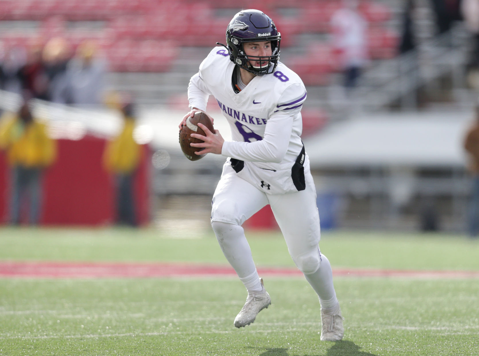 111921_Waunakeefootball_09-11192021174855